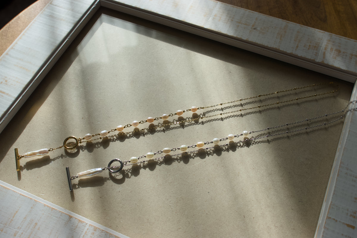 Asymmetry Pearl Necklace