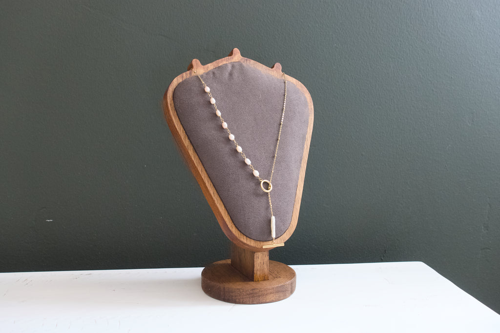 Asymmetry Pearl Necklace